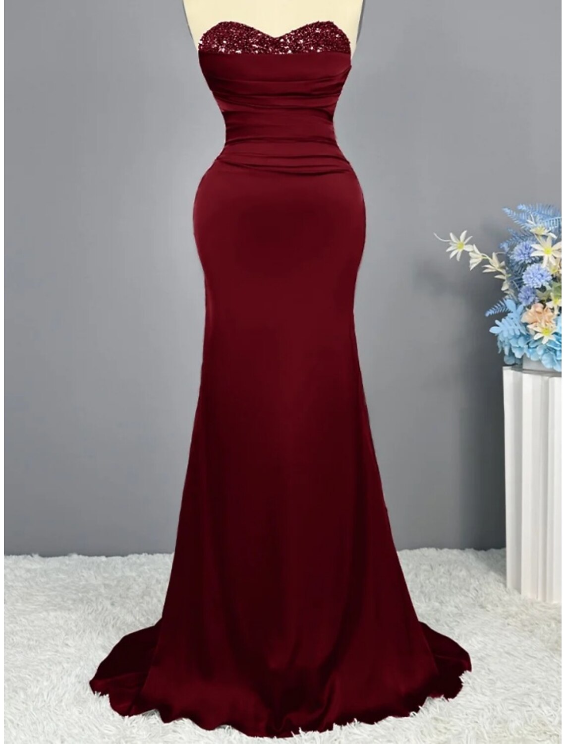 A-Linie Abendkleid Elegantes Kleid Formale Schleppe / Pinselschleppe Weihnachten Rot Grün Kleid Ärmellos Herzausschnitt Kunstseide mit Falten Geraffte Pailletten